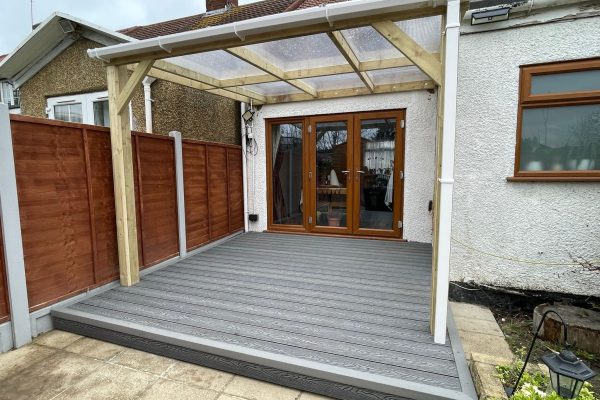 Decking specialists herts 2023-07-21 at 16.35.51