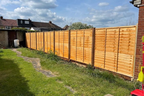 Fencing experts Herts 13
