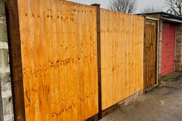Fencing experts Herts 19