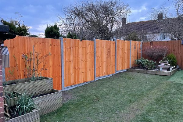 Fencing experts Herts 21
