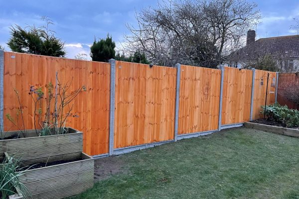 Fencing experts Herts 23