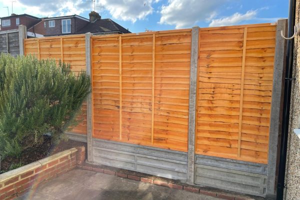 Fencing experts Herts 27
