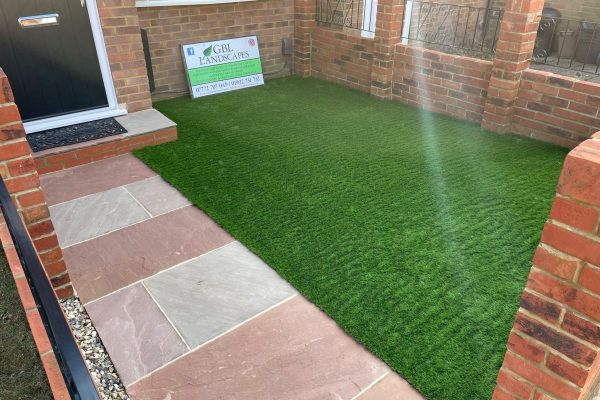artificial grass specialists herts 2023-07-21 at 19.09.37