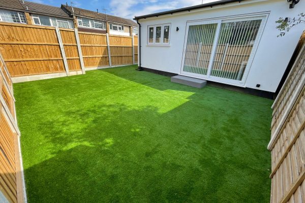 artificial grass specialists herts 2023-07-21 at 19.09.43