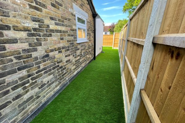 artificial grass specialists herts 2023-07-21 at 19.09.44