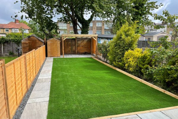 artificial grass specialists herts 2023-07-21 at 19.09.45 (1)