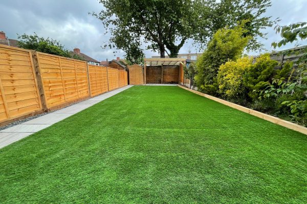 artificial grass specialists herts 2023-07-21 at 19.09.46 (1)