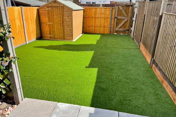 artificial grass specialists herts 2023-07-21 at 19.09.46