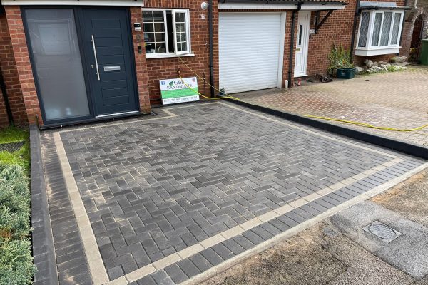 paving specialists herts 2023-07-21 at 19.34.10