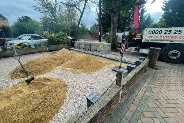 paving specialists herts 2023-07-21 at 19.34.16 (1)