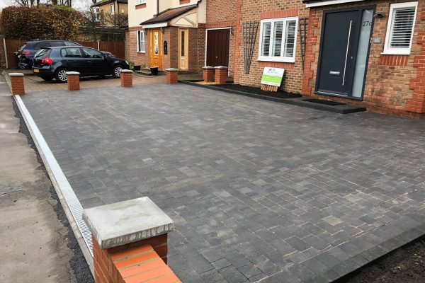 paving specialists herts 2023-07-21 at 19.34.21